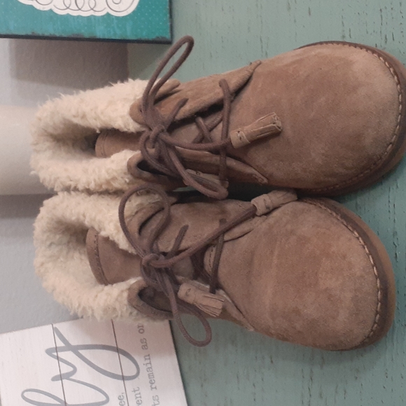 HUSH PUPPIES SZ 8 - Picture 1 of 6